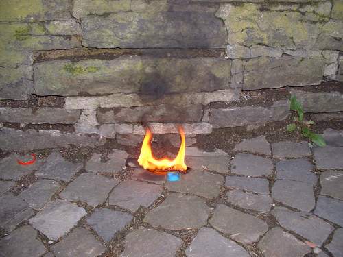 Burning Reagenzglas #3