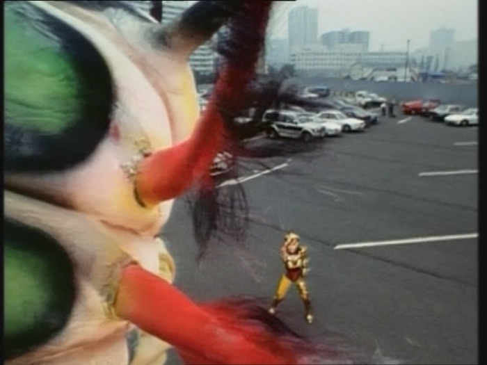 Power Rangers Monster - S01E32 - Räupchen
