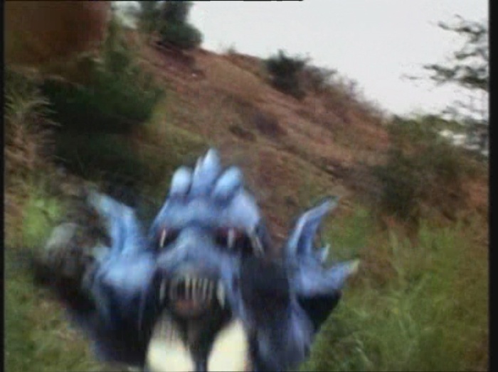 Power Rangers Monster - S01E33 - Fangzahn