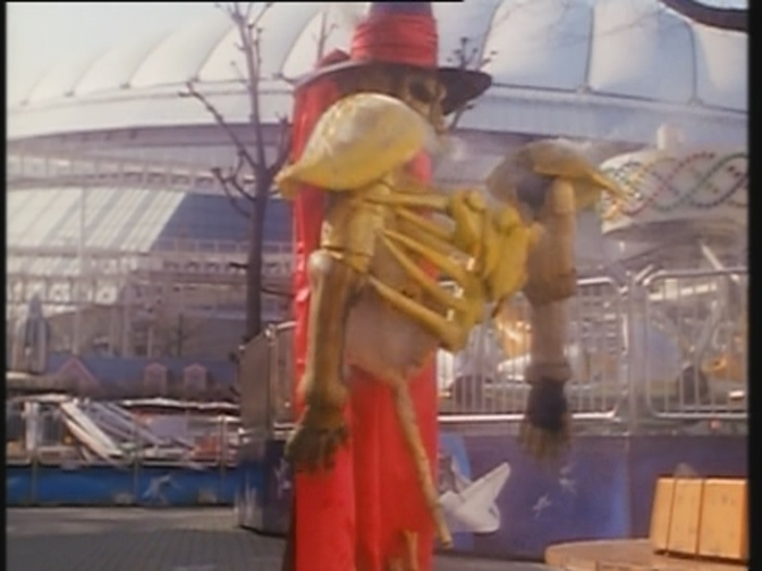 Power Rangers Monster - S01E02 (1) - Knochenmann