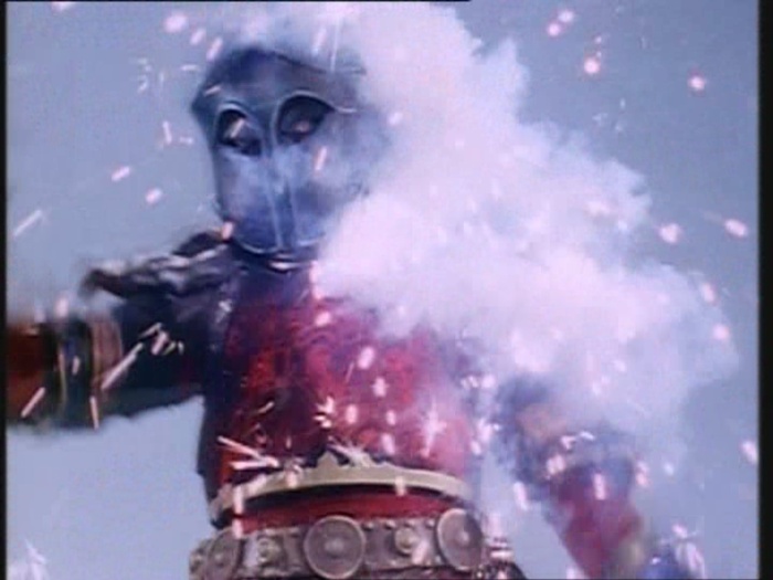 Power Rangers Monster - S01E02 (2) - Blechmonster