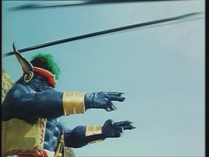 Power Rangers Monster - S01E08 - Lampengeist