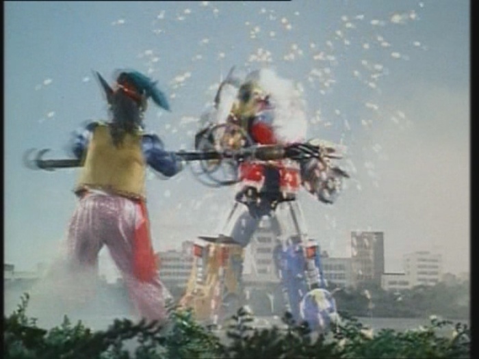 Power Rangers Monster - S01E08 - Lampengeist