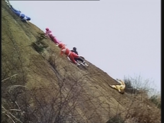 Power Rangers Monster - S01E09 - Das Auge