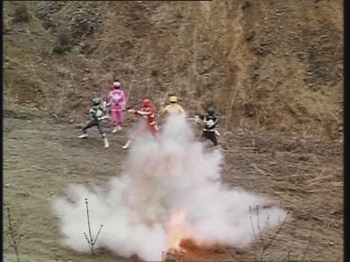 Power Rangers Monster - S01E09 - Das Auge