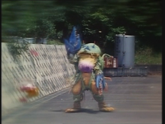 Power Rangers Monster - S01E24 - Spuckende Blume Power Rangers Monster - S01E24 - Spuckende Blume