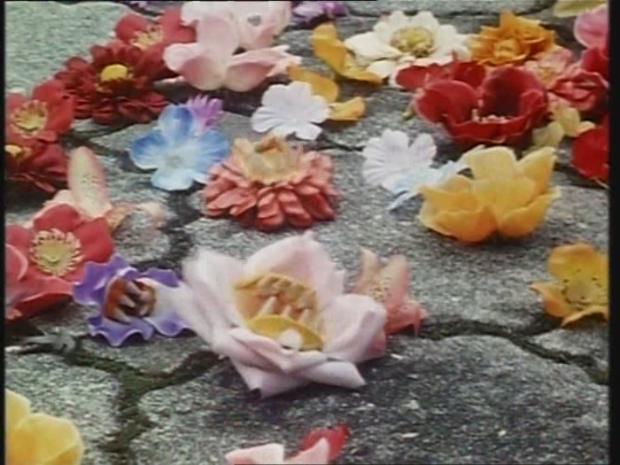 Power Rangers Monster - S01E24 - Spuckende Blume Power Rangers Monster - S01E24 - Spuckende Blume