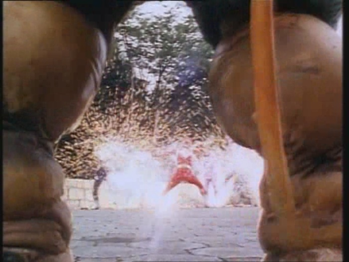 Power Rangers Monster - S01E24 - Spuckende Blume Power Rangers Monster - S01E24 - Spuckende Blume
