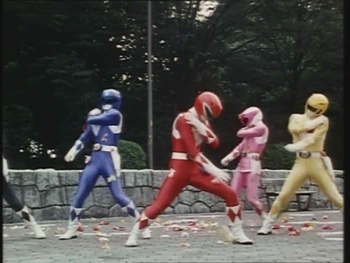 Power Rangers Monster - S01E24 - Spuckende Blume