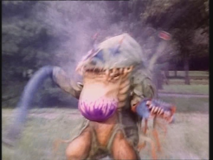 Power Rangers Monster - S01E24 - Spuckende Blume Power Rangers Monster - S01E24 - Spuckende Blume
