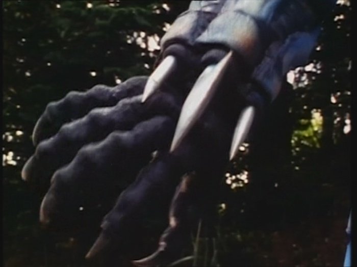 Power Rangers Monster - S01E33 - Fangzahn Power Rangers Monster - S01E33 - Fangzahn