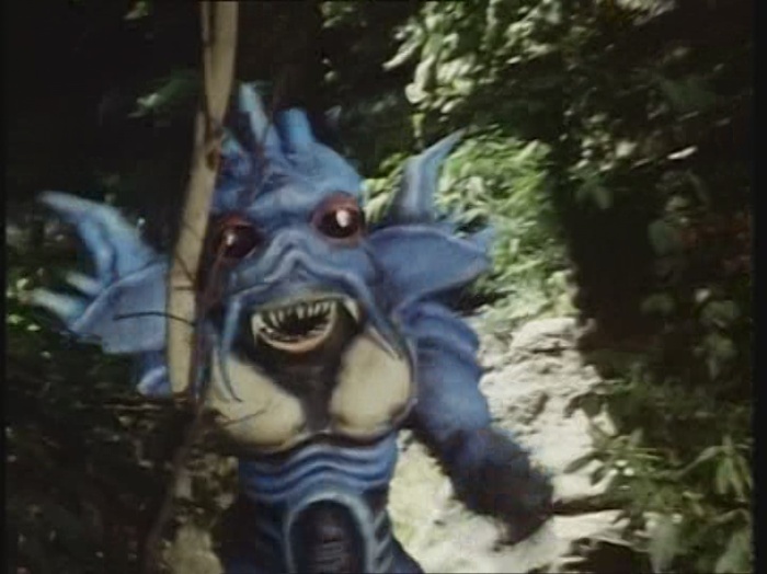 Power Rangers Monster - S01E33 - Fangzahn Power Rangers Monster - S01E33 - Fangzahn