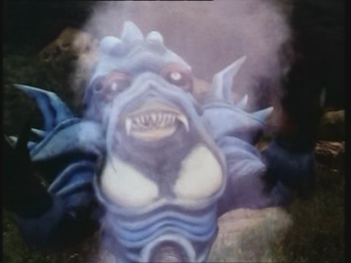 Power Rangers Monster - S01E33 - Fangzahn Power Rangers Monster - S01E33 - Fangzahn