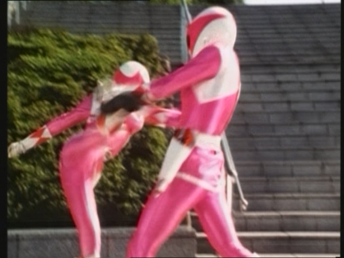 Power Rangers Monster - S01E38 - Spiegelritter Power Rangers Monster - S01E38 - Spiegelritter