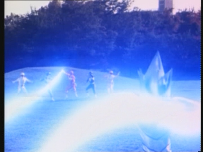 Power Rangers Monster - S01E38 - Spiegelritter Power Rangers Monster - S01E38 - Spiegelritter