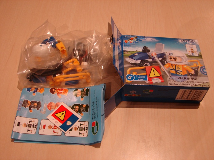 What the Mini-Fig - #2 - BanBao - Polizei