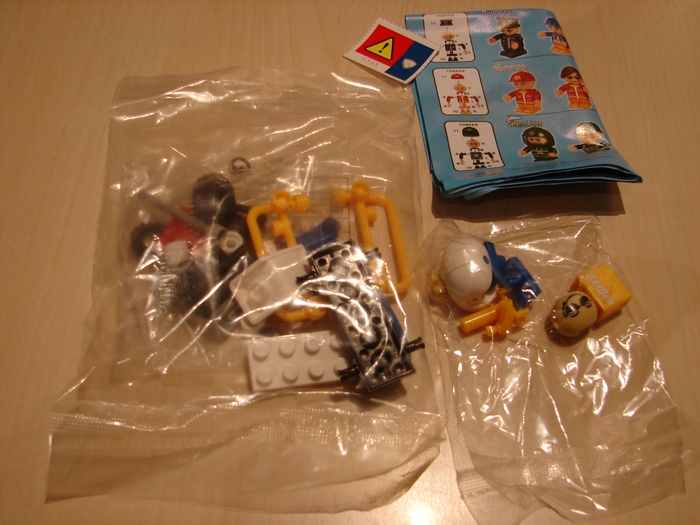 What the Mini-Fig - #2 - BanBao - Polizei