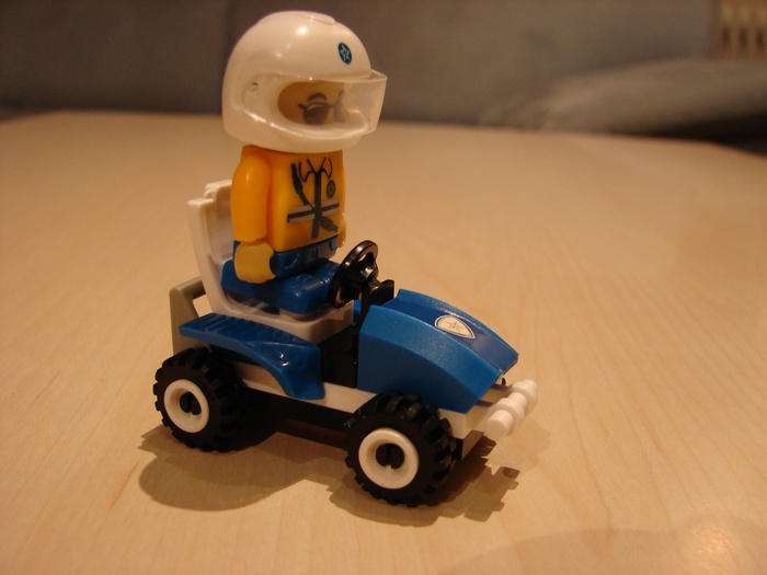 What the Mini-Fig - #2 - BanBao - Polizei