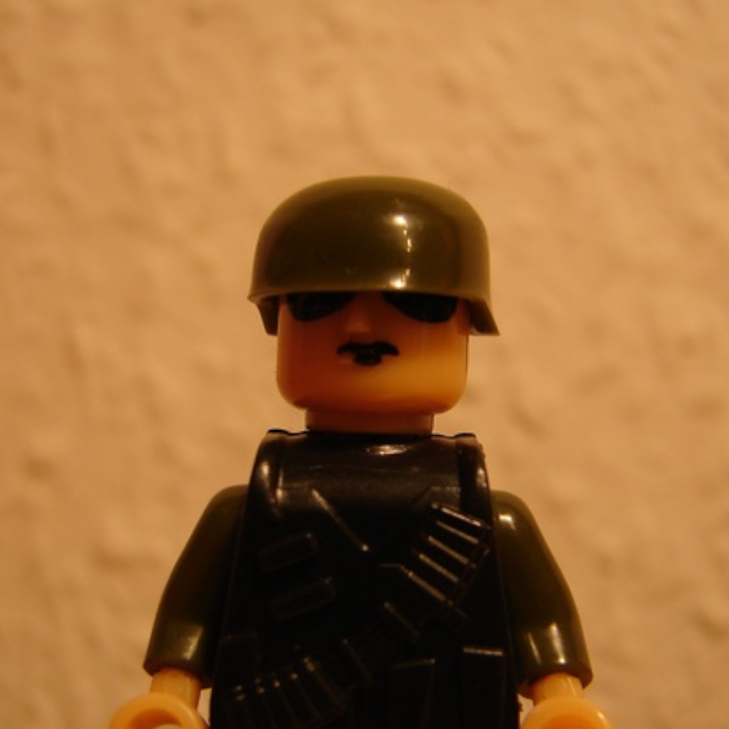 What the Mini-Fig – #11 – Best-Lock – Militär