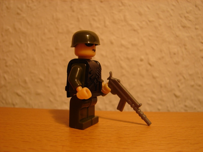 What the Mini-Fig - #11 - Best-Lock - Militär