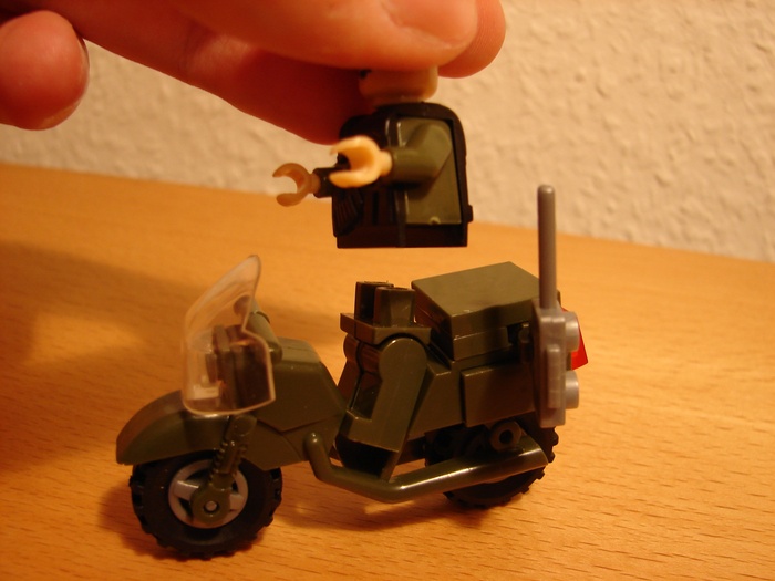 What the Mini-Fig - #11 - Best-Lock - Militär