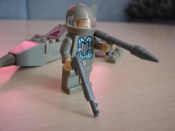 What the Mini-Fig - #13 - Best-Lock - Militär