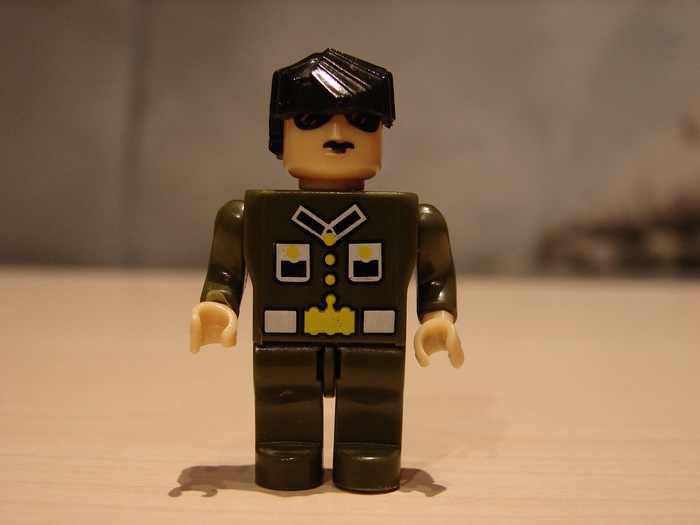 What the Mini-Fig - #14 - Best-Lock - Terminator