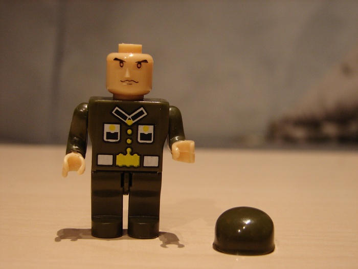 What the Mini-Fig - #14 - Best-Lock - Terminator