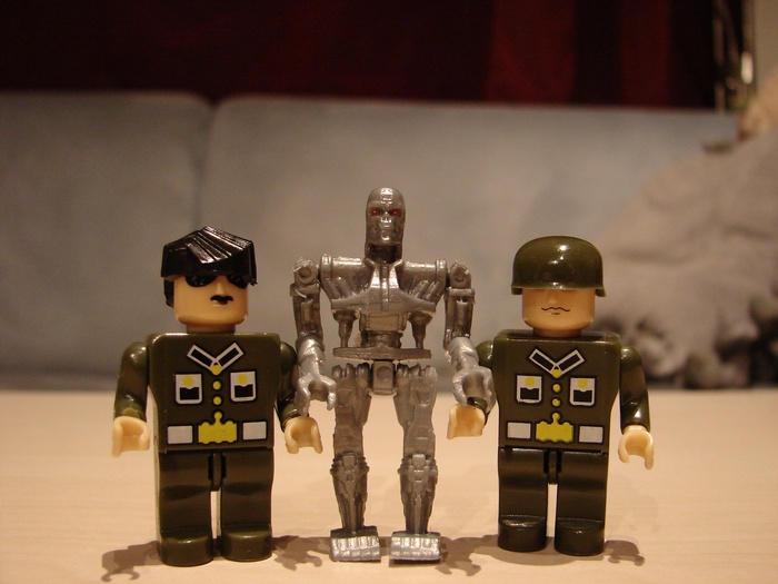What the Mini-Fig - #14 - Best-Lock - Terminator