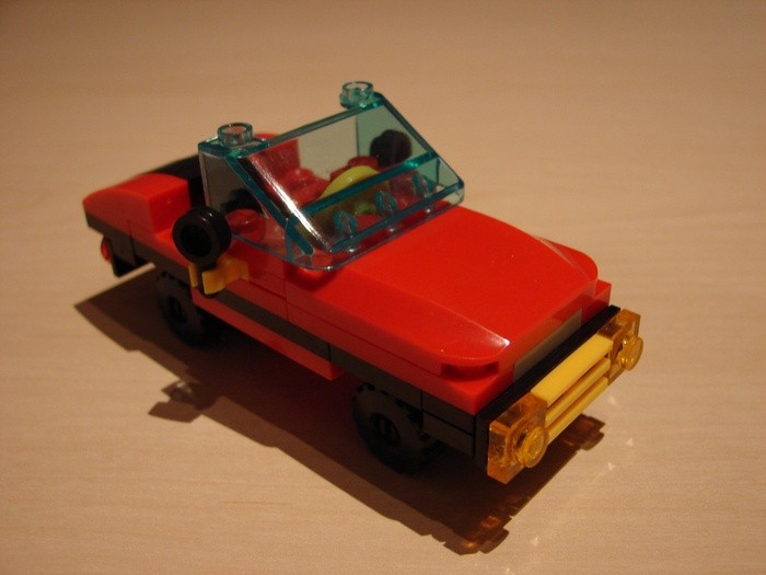 What the Mini-Fig - #19 - Block Tech - Beach Party
