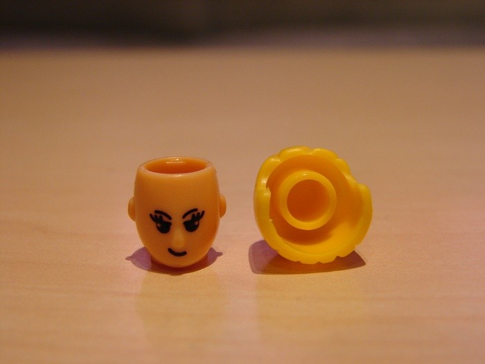 What the Mini-Fig - #19 - Block Tech - Beach Party