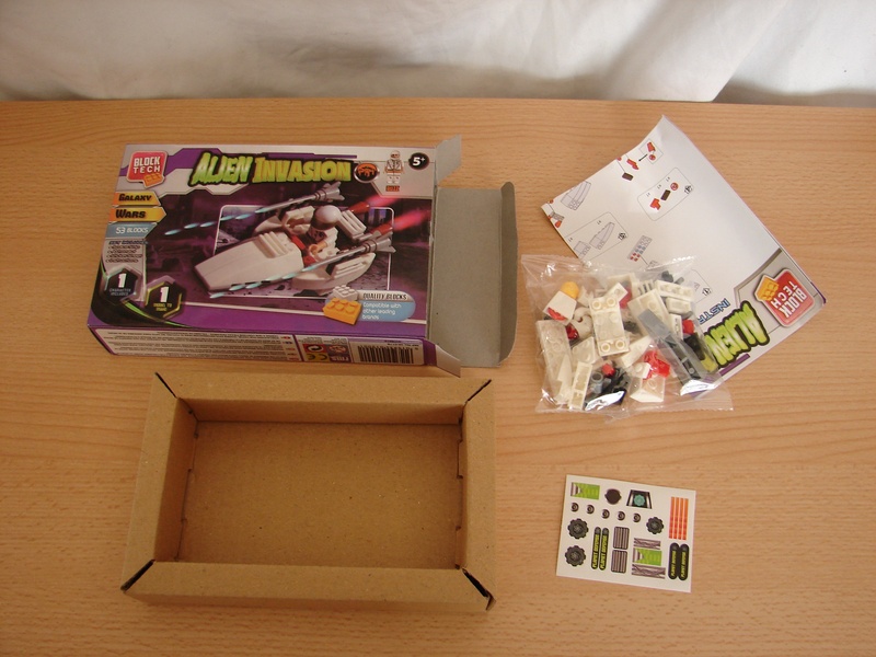 What the Mini-Fig - #23 - Block Tech - Alien Invasion