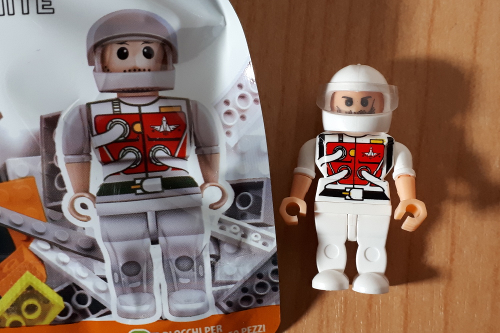 What the Mini-Fig - #33 - Block Tech - Astronaut