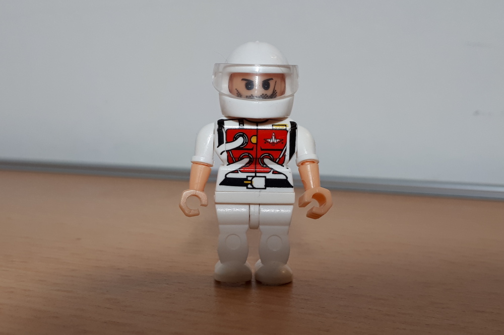 What the Mini-Fig - #33 - Block Tech - Astronaut