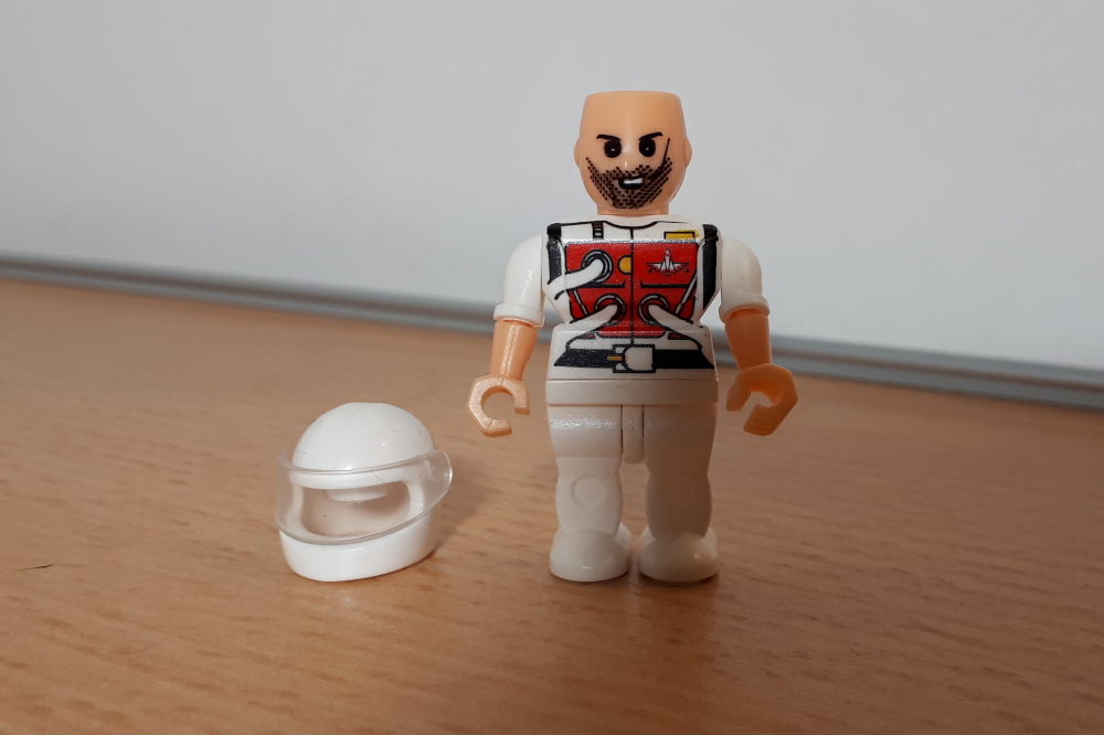 What the Mini-Fig - #33 - Block Tech - Astronaut