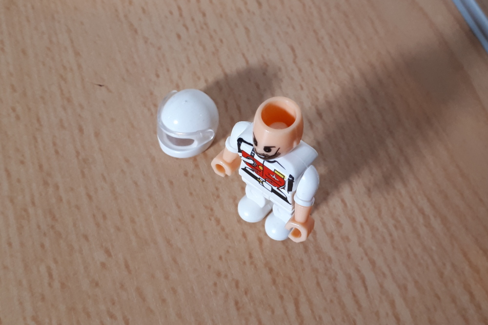 What the Mini-Fig - #33 - Block Tech - Astronaut